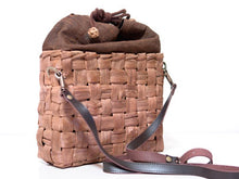 Load image into Gallery viewer, Japanese wild grape vine basket bag (Shoulder bag, wide, medium width)