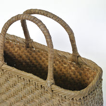 Load image into Gallery viewer, Japanese wild grape vine basket bag (square and horizontal)