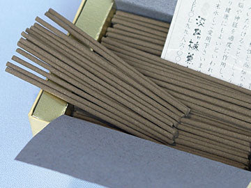 Incense agarwood (short size) 50g