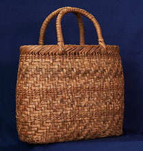 Load image into Gallery viewer, Japanese Wild Grape Vine Basket Bag (Rounded Corners, Rounded Bottom Line 2)
