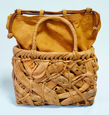 Japanese-made wild grape vine basket bag (Mini Basket) with a messy weave (interior: wild grape vine-dyed canvas)