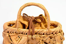 Load image into Gallery viewer, Japanese-made wild grape vine basket bag (Mini Basket) with a messy weave (interior: wild grape vine-dyed canvas)
