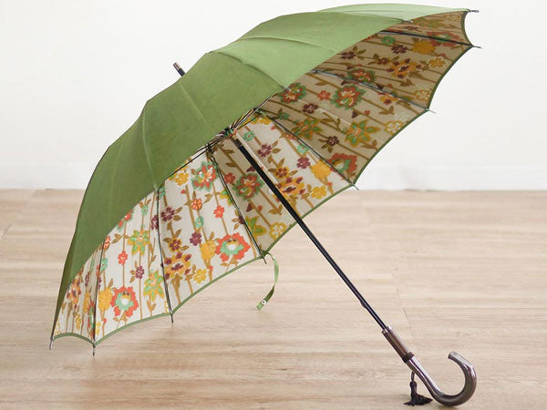 Koshu-woven Urahogushi-ori Umbrella with Japanese Floral Pattern (Grass Green)
