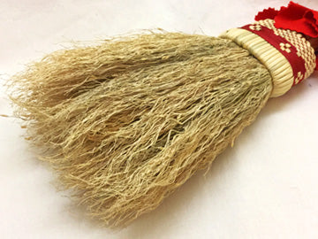 Nanbu broom, Japanese clothing brush, safflower dyeing