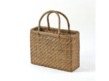 Load image into Gallery viewer, Japanese Wild Grape Vine Basket Bag (Square, Large)
