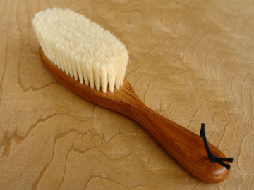 Hand-planted natural bristle clothes brush (lacquered)