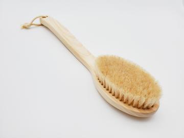 Natural bristle body brush