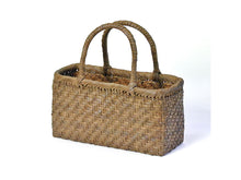 Load image into Gallery viewer, Japanese wild grape vine basket bag (square and horizontal)
