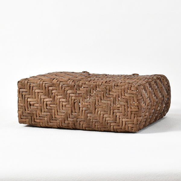 Japanese Wild Grape Vine Basket Bag (Variegated Ajiro V-Shaped Medium)