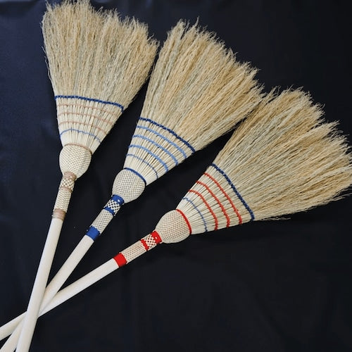 Nanbu broom Organic small broom, plain wood, persimmon tannin dye