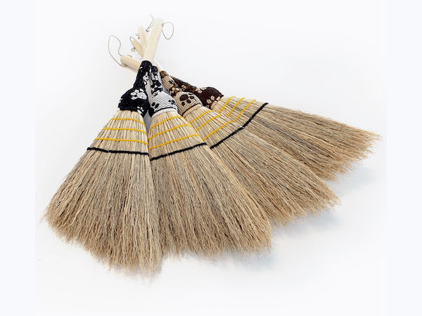 Nanbu broom Soothing broom for large pets (L)