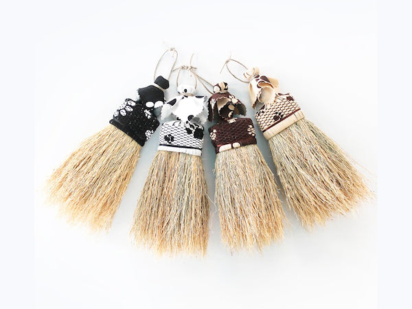Nanbu broom Soothing broom for small pets (S)